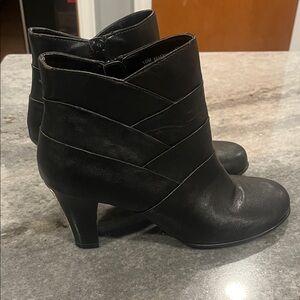 A2 By Aerosoles Black Ankle Booties